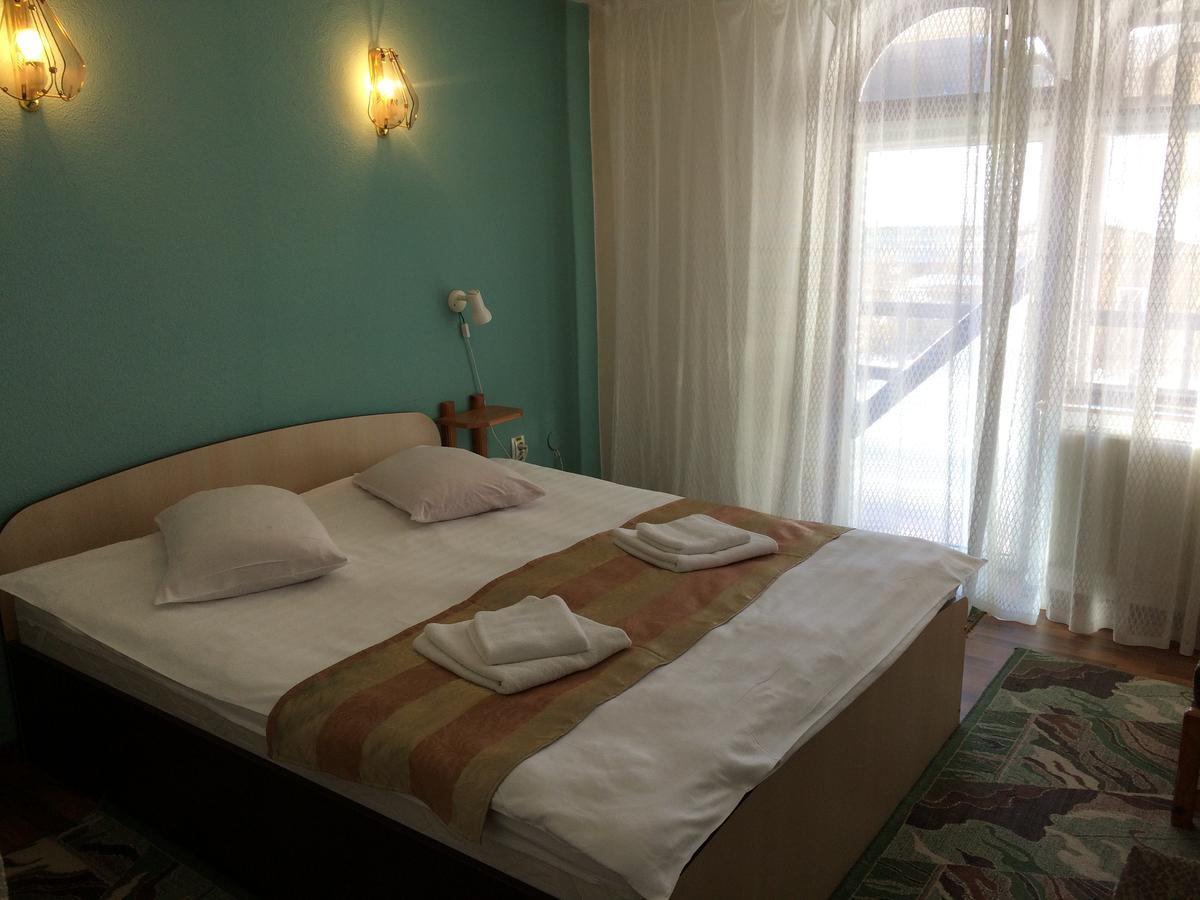 Pension Casa Alba Slănic-Moldova Exteriör bild