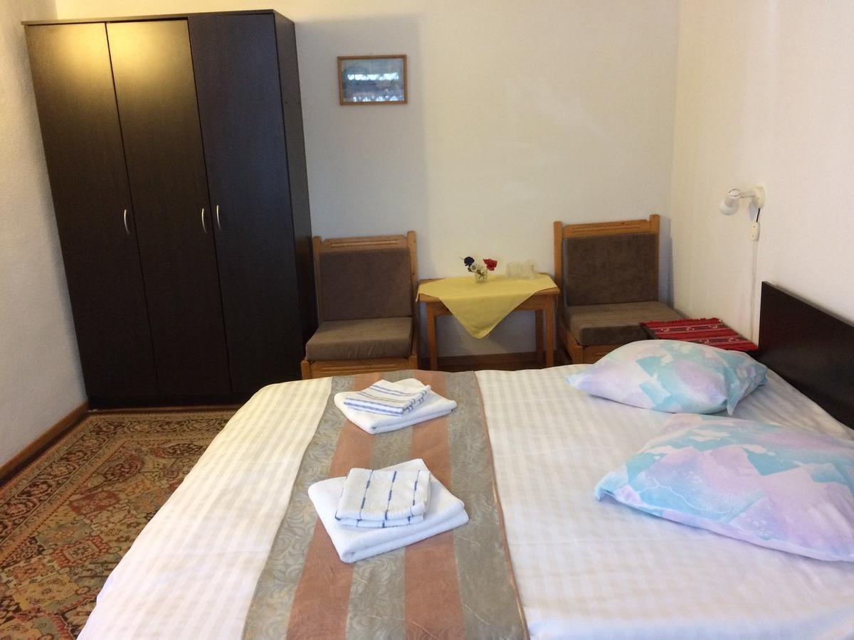 Pension Casa Alba Slănic-Moldova Exteriör bild